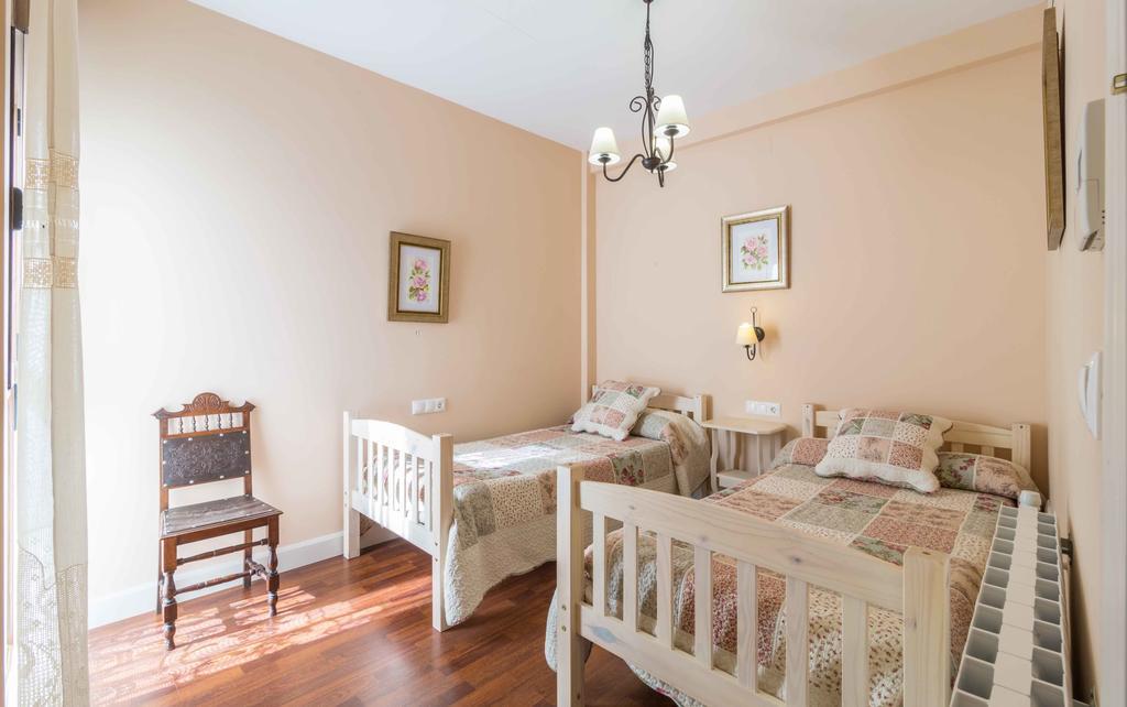 Apartamentos Salmerones Alhama de Granada Bilik gambar